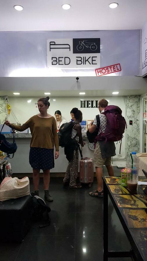 Bed Bike Hostel Chiang Mai Bagian luar foto